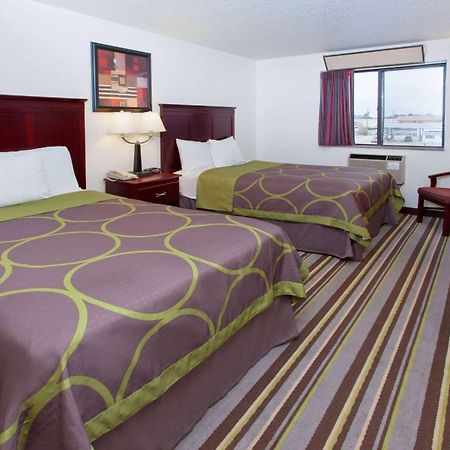Super 8 By Wyndham Tuscaloosa Exterior foto